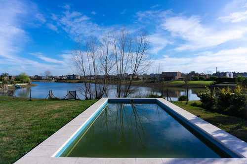 Imagen 22 de 27 de Venta, Casa, El Canton, Barrio Norte, Lote Al 100
