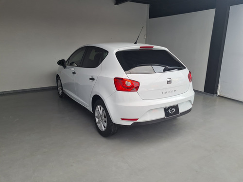 Imagen 7 de 15 de Seat Ibiza 2017 1.6 Reference 5p At