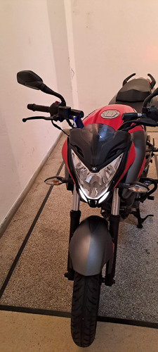 Oportunidad Moto Bajaj Pulsar Ns200fi 16800km