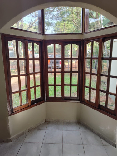 Imponente Casa En Venta Barrio Altos De Bella Vista