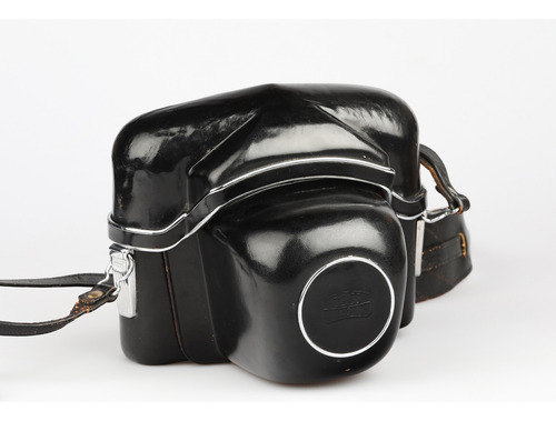 Camara Zeiss Ikon Contarex Bulls Eye Planar 50 F/2 Y Estuche Plateado (Usado)