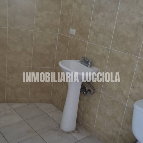 Imagen 7 de 12 de Apartamento De 90 Mts2 En Playa Grande, Edo. La Guaira Listo Para Ocupar Ref 051