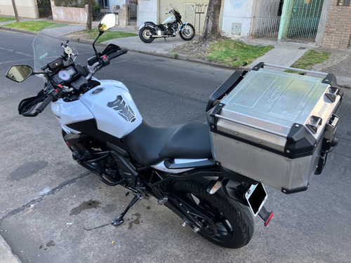 Imagen 3 de 17 de Kawasaki Versys 650 2013