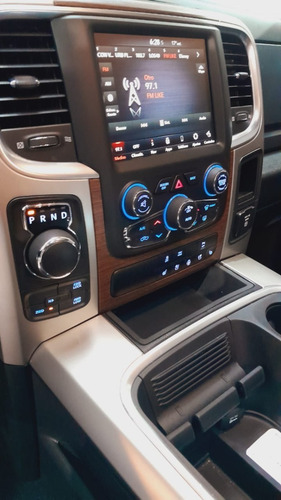 Imagen 9 de 25 de Ram 1500 Laramie 5.7 V8 At8 2022