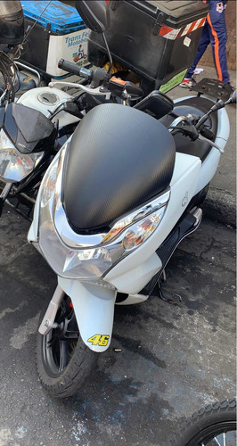 Imagem 2 de 3 de Honda Pcx