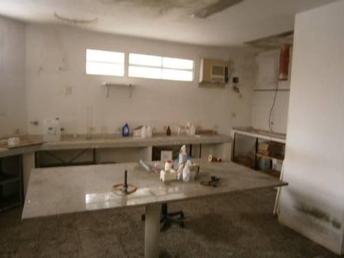 Excepcional Lote De 465,35 M2, 2 Lotes Unificados, 2 C/ Av.m