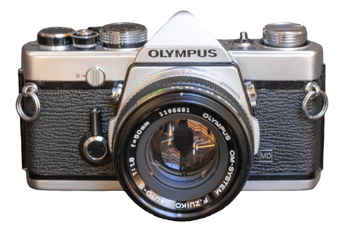 Imagem 1 de 6 de Câmera Analógica Olympus Om-1 + Lente 50mm F/1.8 (revisada)