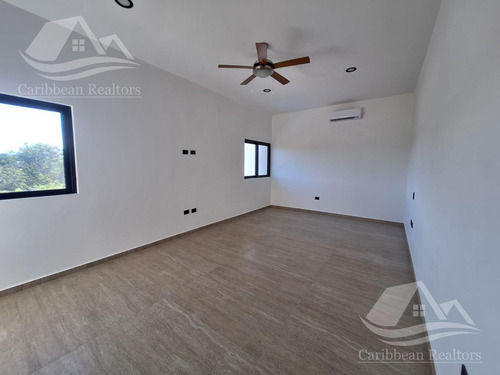 Casa En Venta En Lagos Del Sol Cancun