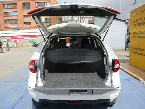 Renault Koleos DYNAMIQUE 4X4 2500CC MT AA