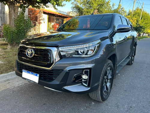 Toyota Hilux Pick-up Srx 