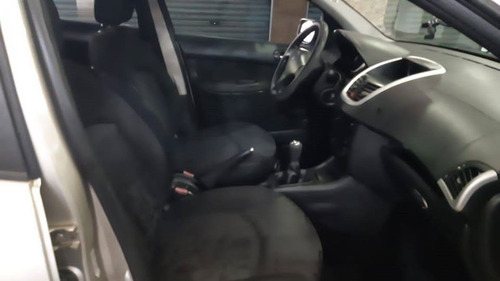 Peugeot 207 1.4 Xr Passion Flex 5p - 2011