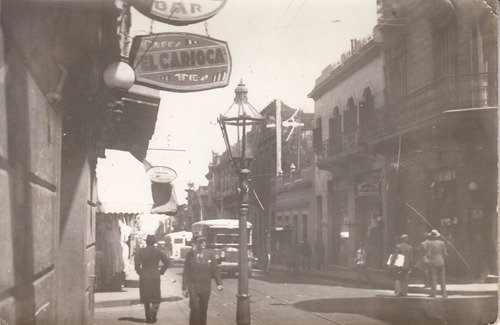 Antigua Fotografia Calle Montevideo Publicidad Buses Vintage