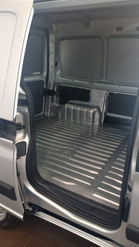 Imagen 7 de 16 de Peugeot Partner Confort 1.6 Vti 115