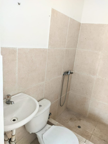 Imagen 12 de 25 de Minidepartamento En San Borja, Departamento En San Borja, Departamentos En San Borja, En Avenida Rosa Toro Cuadra 9 Cruce Con Canada Cuadra 35, Excelente Zona Comercial Todo A La Mano
