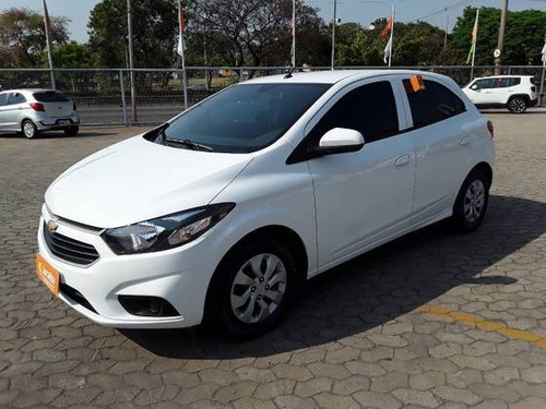 Imagem 4 de 9 de Chevrolet Onix 1.0 Mpfi Lt 8v Flex 4p Manual