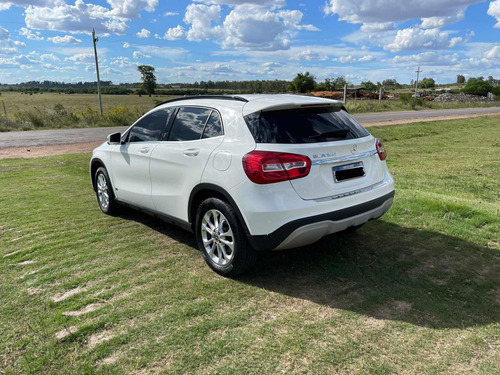 Imagen 8 de 21 de Mercedes-benz Clase Gla 180 Style 1.6 Turbo 122 Cv