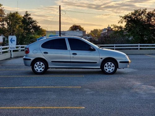 Imagen 4 de 15 de Renault Megane 1,9 Tdi - Impecable - Segundo Dueño - Pto