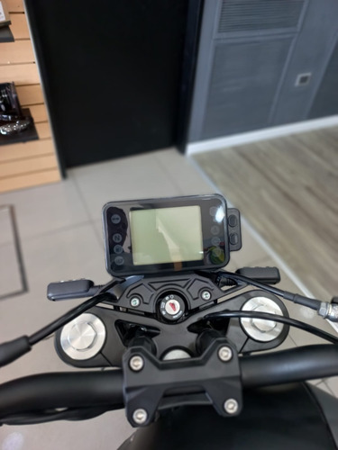 Imagen 5 de 21 de Benelli Leoncino 250 Okm Enterga Inemdiata Tamburrino Motos