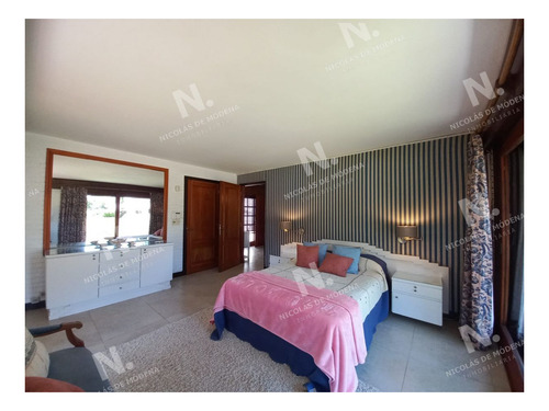 Imagen 5 de 30 de Vende Y Alquila Gran Casa De 5 Dormitorios En Playa Mansa, Punta Del Este