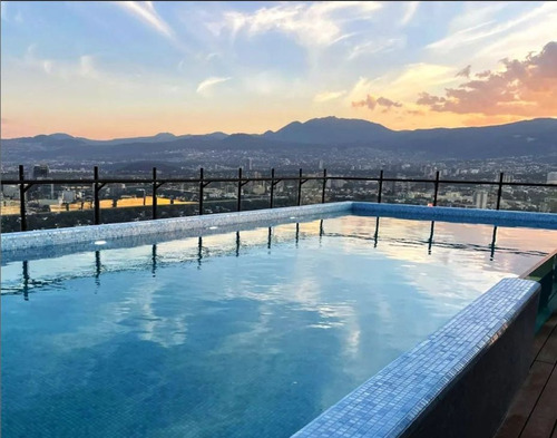 Departamento Con Terraza Privada De 99m2, Techo Alto, Con Am