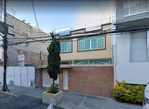 Gran Remate Bancario, Casa A La Venta En Portales Norte