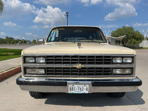 Imagen 2 de 14 de Chevrolet Suburban Suburban