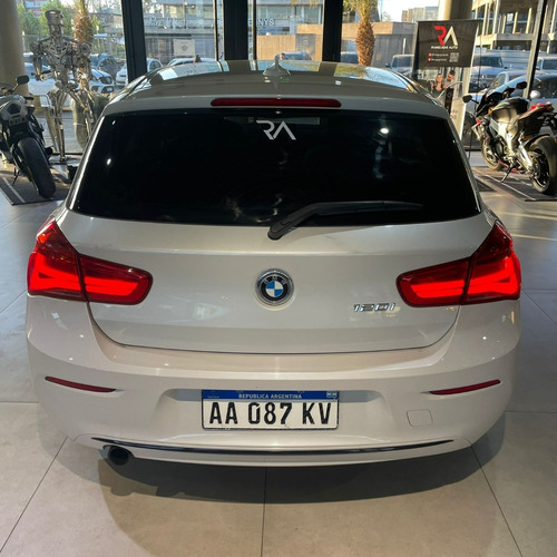 Imagen 6 de 20 de Bmw Serie 1 1.6 120i Sport Line At 177cv