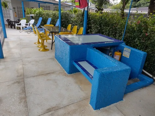 Melgar Alquiler Quinta. 2 Cuadras De Cafam. Max. 32 Personas