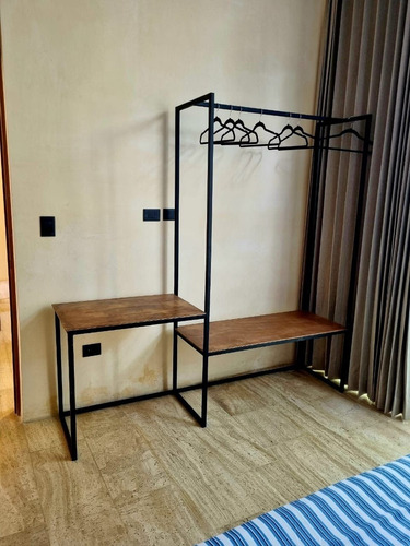Hotel En Venta Listo Para Operar En El Barrio De Santiago, Centro De Mérida