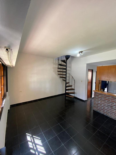 En Alquiler Duplex En Palomar 3 Ambientes F: 10358