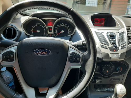 Ford Fiesta Kinetic Design 1.6 Titanium