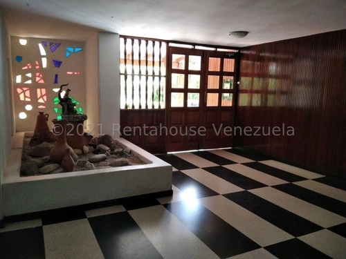 Imagen 2 de 16 de Impecable Apartamento Ubicado En Calle Privada Urb. Colinas De Bello Monte-mls#23-2284
