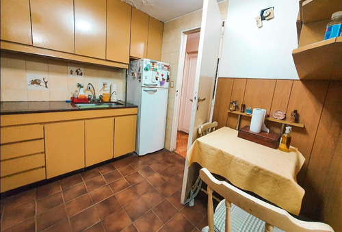 Imagen 20 de 27 de Venta Departamento 3 Ambientes A Refaccionar Con Balcon Corrido Y Patio