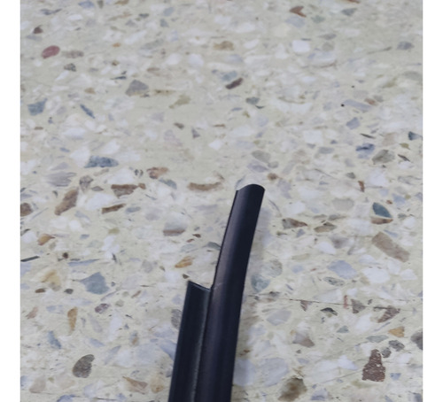 Cepillo Lamevidrio De Puerta Hyundai Elantra 2001-2012