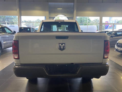 Imagen 4 de 7 de Ram 2500 2015 Reg Cab St 4x2 Aut 5.7l 8 Cil