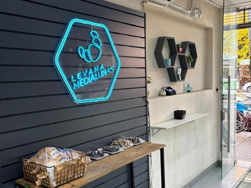 Panaderia Sobre Av. Scalabrini Ortiz