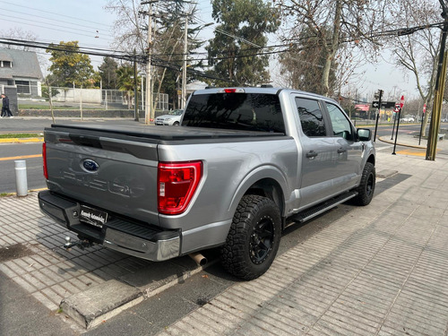 Ford F-150 XLT 3.3 4X2