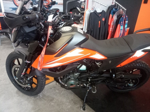 Imagen 2 de 8 de Ktm Adventure 250