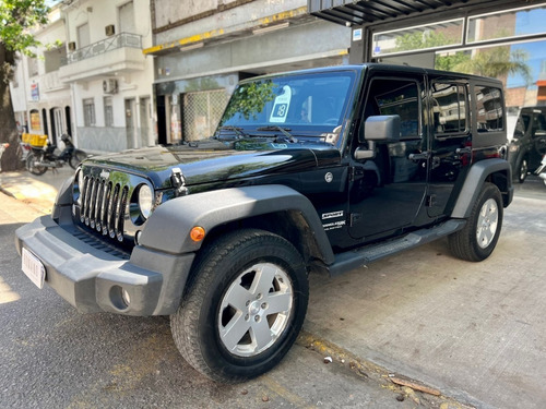 Imagen 4 de 15 de Jeep Wrangler Unlimited 4p 284hp 3.6 4x4 Automático 2018