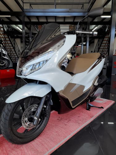 Imagen 5 de 6 de Honda Pcx150 Deluxe 0km - Tracinda S.a.