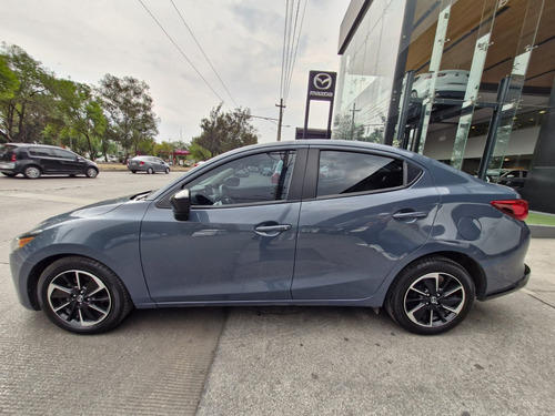 Mazda Mazda 2 2.0 Signature Sedan At