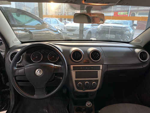 Imagem 10 de 12 de Voyage 1.0 1.0 City Mi Total Flex 8v 4p