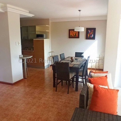 Imagen 6 de 16 de Cómodo Y Bello Townhouse Llama Ya Cel: 0412.2219490