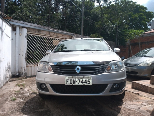 Imagem 2 de 9 de Renault Logan 2013 1.6 Expression Hi-power 4p