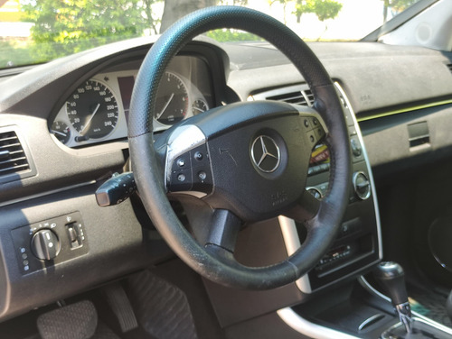 Mercedes-benz B200
