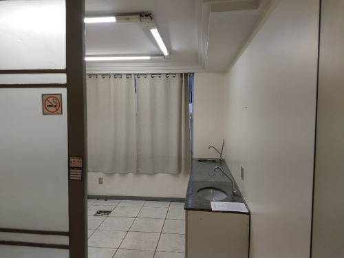 Sala Comercial À Venda Na Rua Álvares Maciel, Santa Efigênia, Belo Horizonte - Mg - Liv-12051