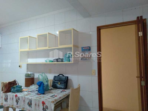 Apartamento Amplo Dentro Do Condomínio Nova Valqueire - Vvap30208