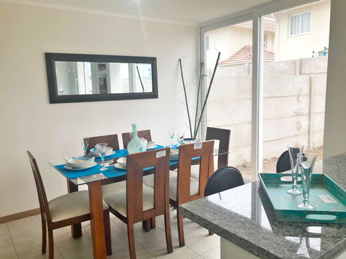 Casa Nueva De 3 Dormitorios En Condominio En Talagante