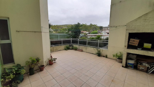 Imagen 17 de 24 de Apartamento De Dos Dormitorios Frente A Rambla Y Playa De Piriápolis
