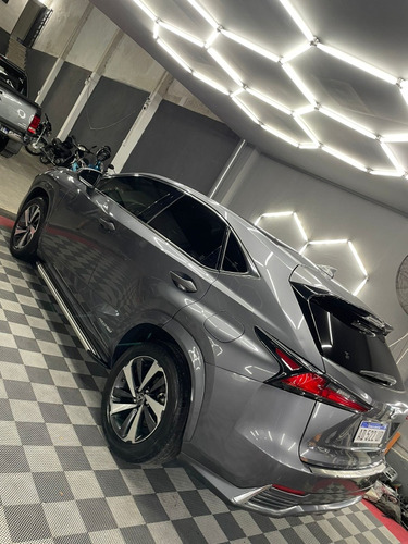 Lexus NX 300h Luxury